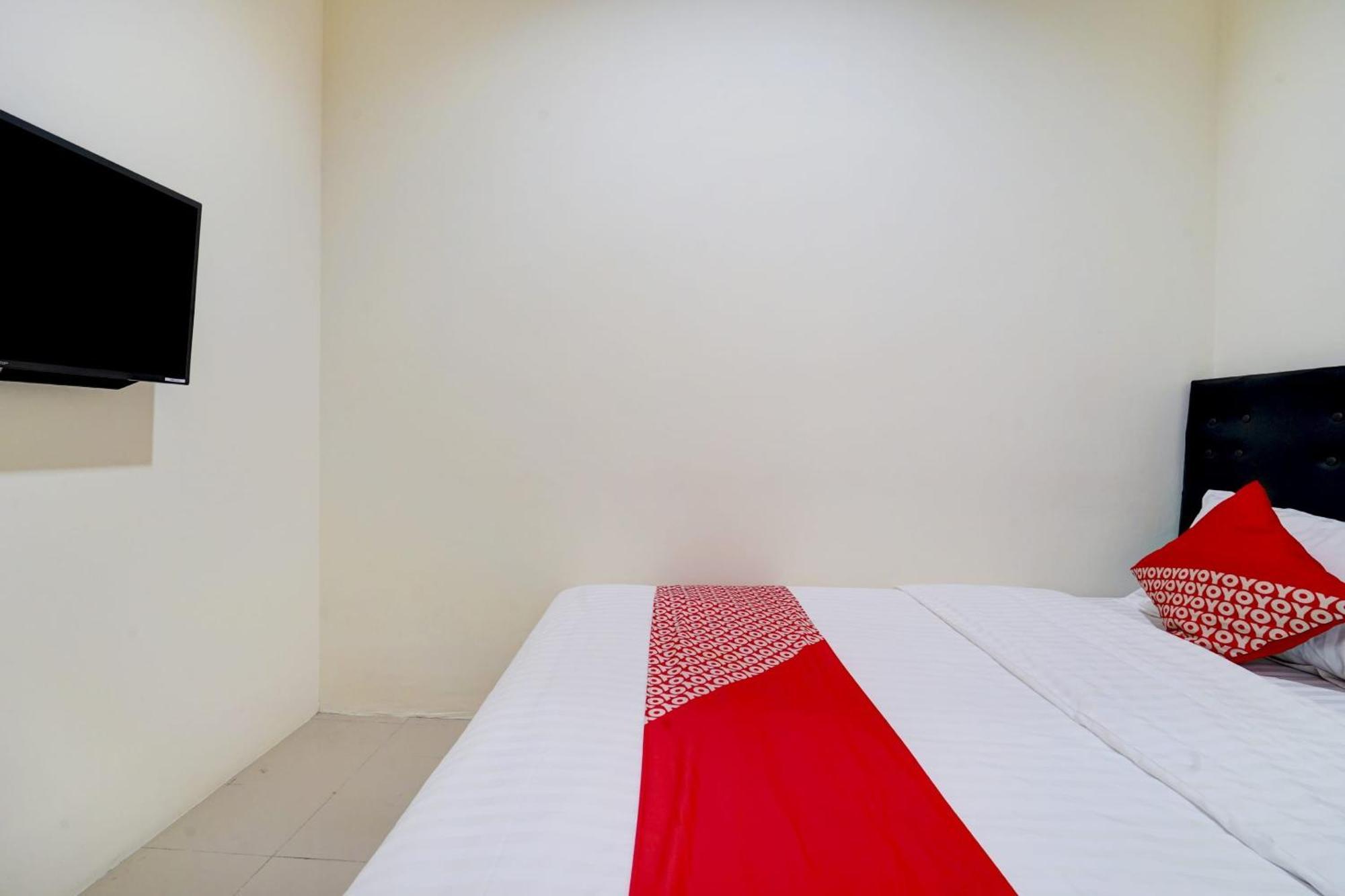 Super Oyo 90778 River Inn Malioboro Yogyakarta Kültér fotó